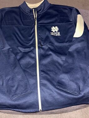 Colosseum Navy and White Pullover with Contrast Trim